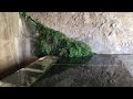 un lavoir à saumane de vaucluse...