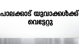 കാറിലെത്തിയ സംഘം  യുവാക്കളെ വെട്ടിപ്പരിക്കേൽപിച്ചു