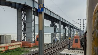 Crossing the Farakka barrage over mighty Ganges River by Balurghat Kolkata Tebhaga Express