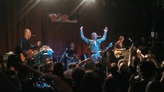 KEITH STRENG (The Flestones) con HOODOO GURUS \