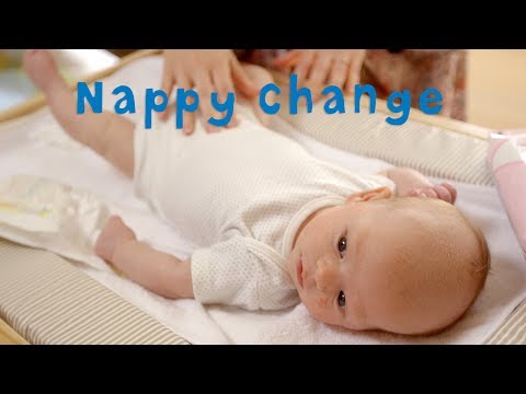 How to Successfully Change a Nappy - JOHNSON'S Baby How to Successfully Change a Nappy - JOHNSON'S Baby