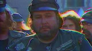 WKRC Channel 12 [Cincinnati, OH] - Eyewitness 12 - "Live TV Retaliates" (1977)