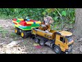 binbin monkey rabbit goes supper truck to pick fruit