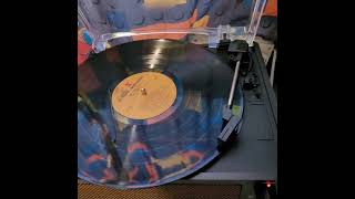 Turntable review and Neil. Young time fades away sound test.