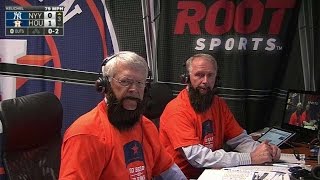 NYY@HOU: Broadcasters wear Keuchel beards in booth