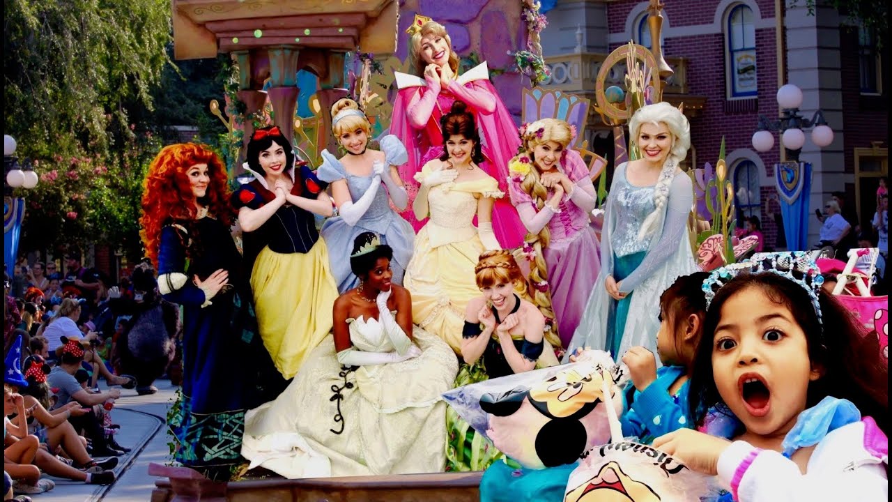 Disney Princess Parade At Disneyland Park CA - YouTube