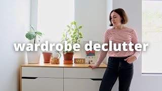 Decluttering my Winter Capsule Wardrobe | A relaxing minimal closet declutter