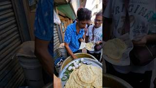 হঠাৎ কেন রাজুদা পরোটা দেয়া বন্ধ করে দিল??#banglastreet #streetfood #food #kolkatastreetfoods#kolkata