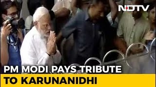 PM Modi Pays Last Respects To M Karunanidhi