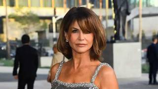 Lori Loughlin’s SHOCKING Hair Transformation 😱 Debuts Chic Bob at LACMA Gala! | The Sniffers