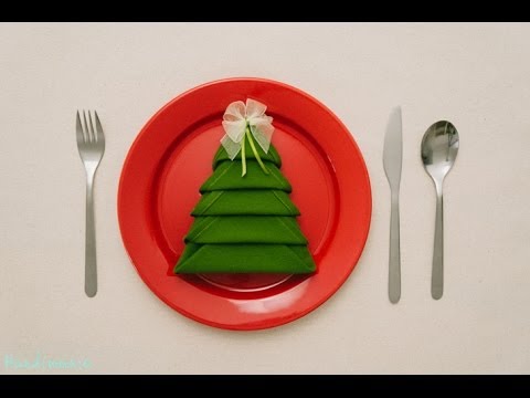 Easy Christmas Tree Napkin Folding Tutorial Diy Joy