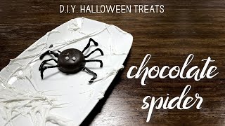 Easy Halloween treat: chocolate spiders