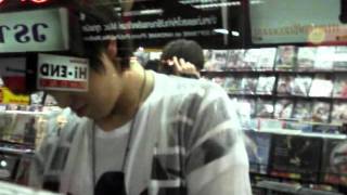 [FANCAM] 111013 B1A4 at Muang Thong Market - Sandeul So Cute