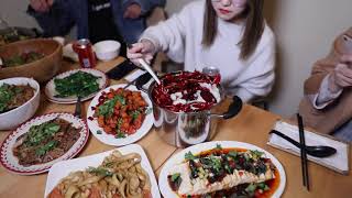 【必优・深夜食堂】第十一期 网吧吃鸡不如 Live Noodles吃新疆大盘鸡