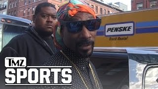 Snoop Dogg -- Pulls 'Deez Nuts' Gag ... On TMZ Sports Photog | TMZ Sports