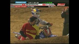 phoenix. 2010 supercross main event crash  chad reed and james stewart