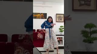 Mera Yaar Song | Dance | Dhvani Bhanushali | Abhigyaa Jain Dance Life # shorts