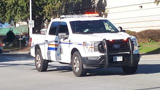 [RARE + FLOORING IT] 2 Surrey RCMP Police units Responding FAST in Heavy Traffic