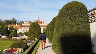 PRAGUE. WALKING AROUND PRAGUE CASTLE. WALKING AROUND CZERNIN PALACE