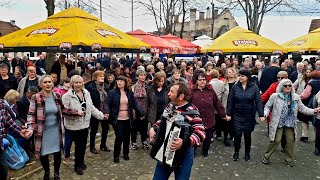 OPET NAJVEĆE KOLO KUKUNJEŠĆE NA GODIŠNJEM SAJMU U CETINGRADU 19.3.2023 G.JOSIPOVO-GRUPA OPIUM SLUNJ.