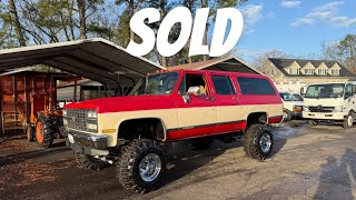 Squarebody suburban sold parking lot update 25 ton wrecker and new freightliner digger Derek auger￼