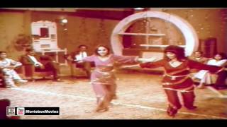 HAR BAAT PE DIL JHOOMA HAR BAAT PE - NOOR JEHAN - FILM MEHBOOB MERA MASTANA