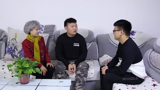 董事长去工地视察，发现捡垃圾的大妈是自己母亲，回到家精彩来了【阿彬导演】