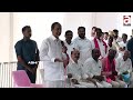 మామూలు కామెడీ కాదు భయ్యా kcr hilarious reaction on t congress farmhouse polling abhi tv