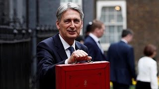 Britain sets Brexit budget course - economy