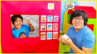 Ryan Pretend Play with Vending Machine Toy for Kids Story!!!