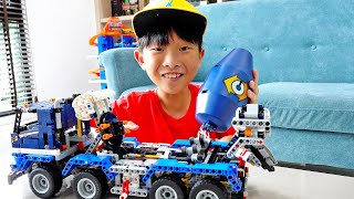 예준이의 믹서트럭 장난감 조립놀이 레고 테크닉 자동차 장난감 놀이 Lego Mixer Truck Toy Assembly