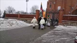 Vėliavos pakėlimo ceremonija prie Nepriklausomybės paminklo