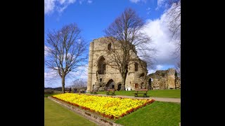 KNARESBOROUGH CASTLE AND A VIEW OF THE YORKSHIRE DALES FROM TOFT GATE LIME KILN