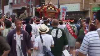 迫力の女神輿　南千住　素盞雄（すさのお）神社　天王祭２０１５　御本社中神輿　神輿振り　２０１５．６．７