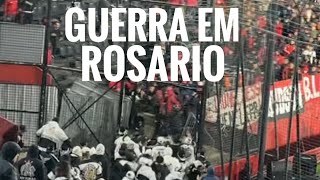 GUERRA em ROSÁRIO | Torcida do Newells tenta INVADIR setor da FIEL! Coringão classificado!!!