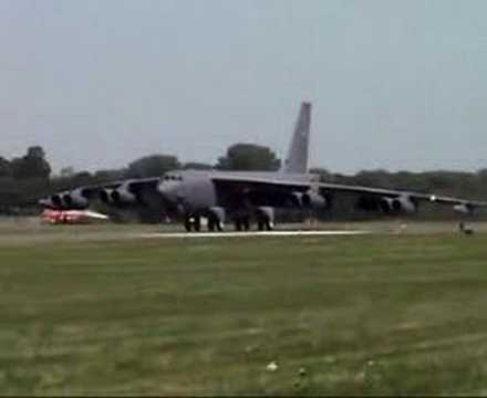 B-1 And B-52 - YouTube