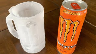 キンキンに凍ったジョッキでモンスターカオスをがぶ飲み！