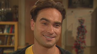 Watch Johnny Galecki on Set of Big Bang Theory in 2007 (Flashback)