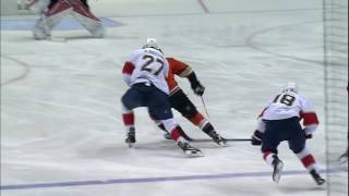 Cogliano uses speed and position to score shorthanded beauty