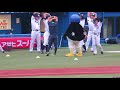 【つば九郎】試合前に大好物の三輪さんと話すつば九郎先生【三輪正義】