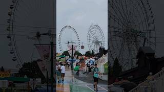 観覧車が２台　よみうりランド　東京都稲城市　遊園地