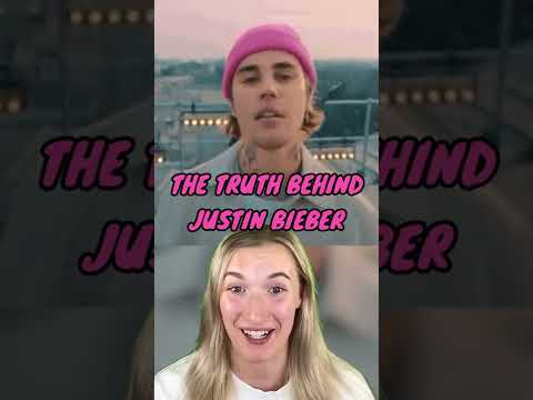 What is Justin Bieber’s wife name?
