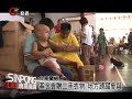 蘭嶼舉辦跳蚤市場 民眾樂挑二手衣 20130807