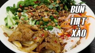 Bún Thịt Xào - Cách  Ướp Thịt Mềm Ngon Không Bị Khô