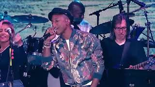 Nile Rodgers and Pharrell Williams Live - Get Lucky, Blurred Lines
