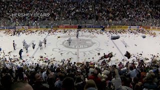 Hershey Bears collect 34,798 toys to set new Teddy Bear Toss record