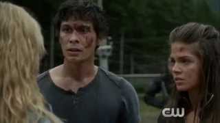 The 100 - Bellarke hug scene (2x05)