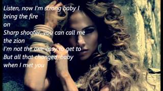 Jennifer Lopez Ft Lil Wayne- I'm Into You Lyrics