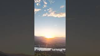 台灣台北 觀音山硬漢嶺 觀日出  Watching the sunrise over Guanyin Mountain in Taipei Taiwan