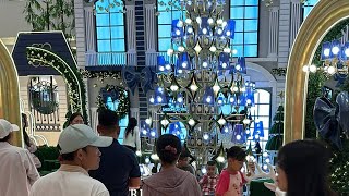 Exploring the Magical Christmas Decorations at Saigon Centre 2024!